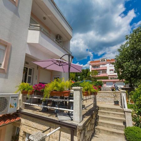 Apartments Vanessa Драмаль Екстер'єр фото